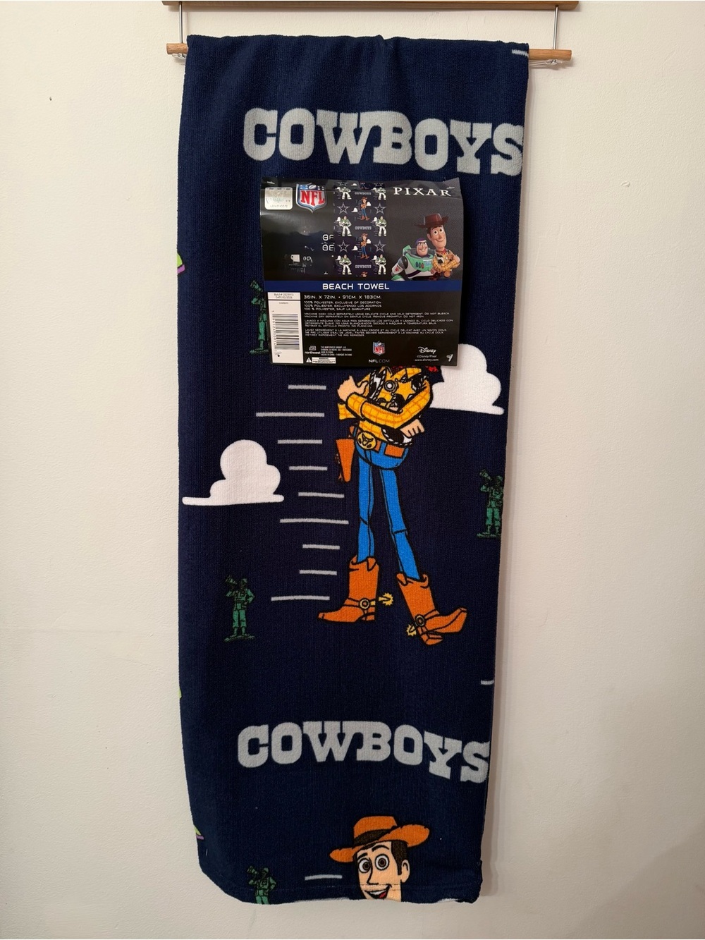 Dallas Cowboys Pixar Toy Story Woody Buzz Beach Towel 36x72 NFL Disney